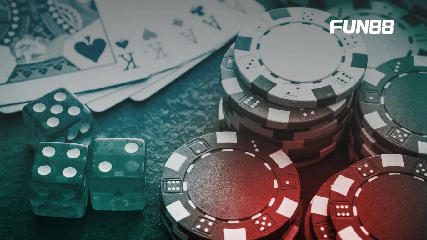 Poker thường được chơi dưới dạng bộ bài Tây tại Việt Nam