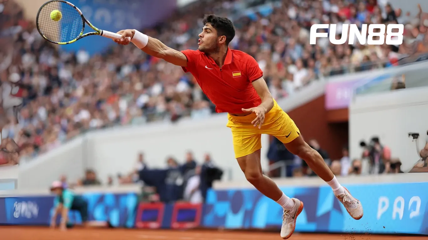 Tay vợt Carlos Alcaraz có khả năng phòng thủ tốt và di chuyển linh hoạt